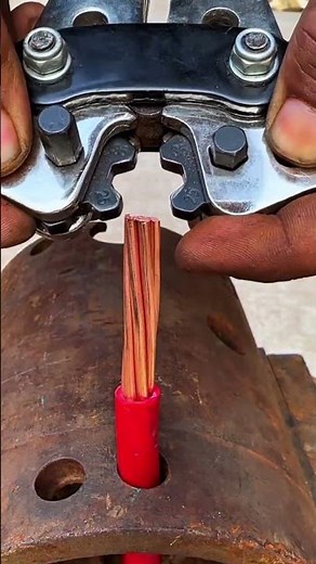 How to Properly Crimp Heavy Duty Copper Cable Lugs