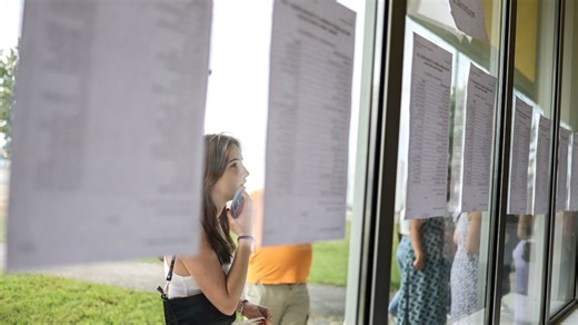 Résultats du brevet des collèges 2023 : comment bénéficier de la bourse au mérite en cas de mention ?