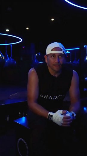 Shadow Studio on Instagram: "Shadow Boxing es energía, técnica y enfoque en cada movimiento🥊 Una disciplina que combina fuerza, cardio y coordinación para entrenar de forma completa. Cada round es una oportunidad para soltar, concentrarte y ganar confianza💪🏻. ➡️Reserva tu primera clase y vive el Boxing al estilo Shadow. 🔗Visita Shadow.pe o agenda una clase de prueba a través de nuestro WhatsApp."