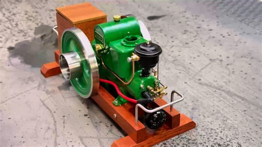 36K views · 697 reactions | Fire Up OKMO 1110 Retro Engine #model #engineering #engine #new #giftideas | Enginediy.com | Facebook