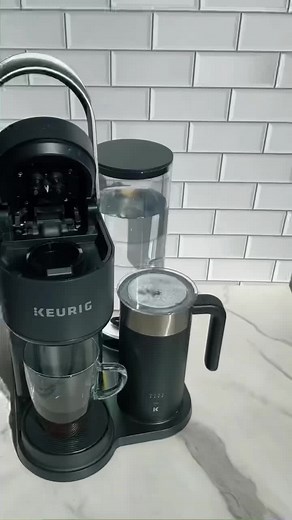 Introducing: K-Café SMART With Brew ID and the Keurig App, the brewer recognizes your pod and recommends a signature brew and menu of recipes for you ☕ Visit our link in bio to check it out!