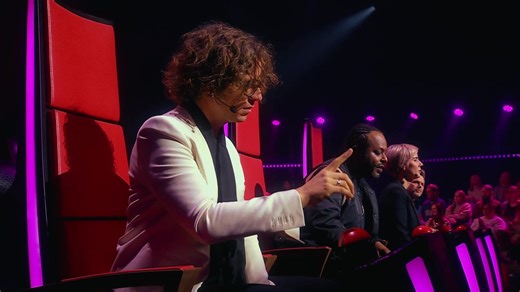 2.2M views · 56K reactions | Her HEARTBREAKINGLY Beautiful Voice might LEAVE YOU IN TEARS | The Voice Global | Facebook