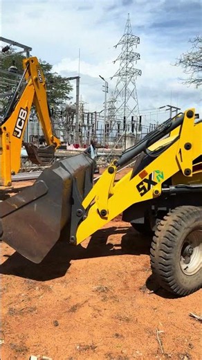 Electric bole loading tractor jcb 3dx max