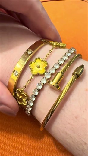 Honest Twin Mom Review of GIVCHO 18K Gold Plated Stackable Bracelet Set | Is It Worth It?