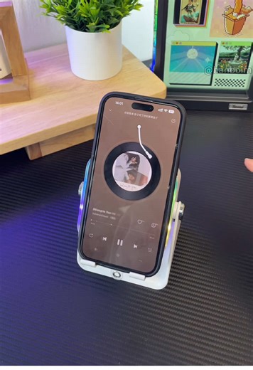 "Washing dishes doesn't have to be boring! This 2-in-1 speaker will ke... | speakers