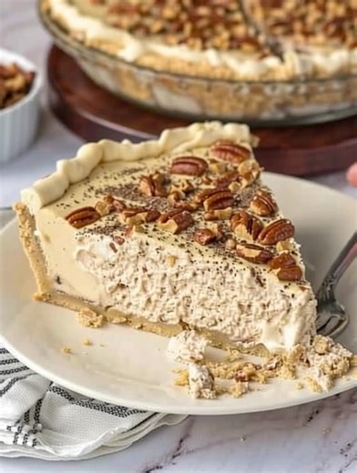 No-Bake Sugar-Free Low-Carb Keto Pecan Cream Pie I love this quick & easy recipe and it’s a treat for Beginners. We're in this together! Your comments keep the recipes flowing. Thanks you! Recipe in (c.o.m.m.e.n.t ). 👇 | Keto & Low Carb Food Network