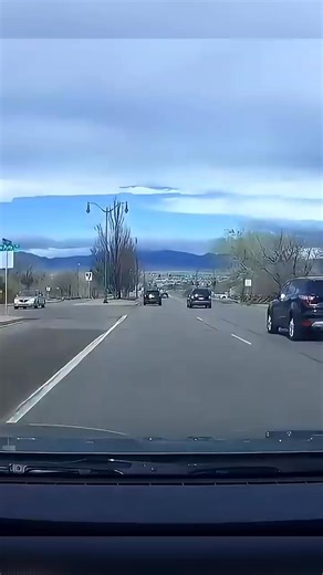 SUV Driver Gets Instant Karma #dashcam #driving #karma | Mindtap