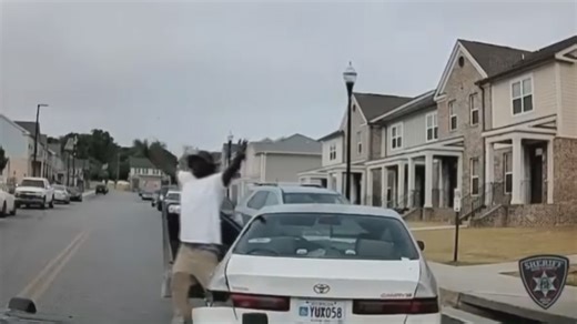 Bibb deputies arrest man wanted in 3 counties after brief chase