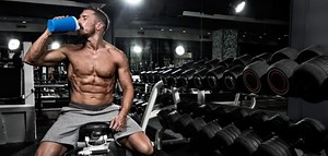 The Secret To A Bigger Bench Press, Straight From An NFL Combine Trainer