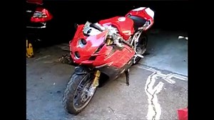 33K views · 1.7K reactions | Ducati 999 How To Crash It #Ducati999 | BMW & Ducati Motorcycles Fever | Facebook