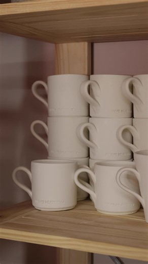 Some stories begin before the colors. 🤍 Freshly crafted mugs, waiting for their unique touch and the moment they come to life by hand. Stay tuned for the transformation. ✨ #handmadeceramics #ceramicart #potterylove #ceramicstudio #madebyhand #ceramicmug #behindthescenes #processvideo #slowmade #artisanmade #handcrafted #smallbusiness #ceramicsofinstagram #creativeprocess #uniqueceramics #makersgonnamake #paintyourstory #irenehussein #supporthandmade #comingsoon