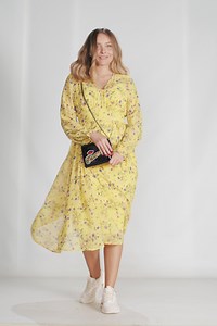 225K views · 2.1K reactions | Oricât de mult timp ai petrecut acasă în ultima vreme, stilul tău nu are cum să se schimbe. Fii pregătită de viitoarele ieșiri cu o garderobă în ton cu sezonul ---> https://bit.ly/2KJyFjt. | eMAG | Facebook