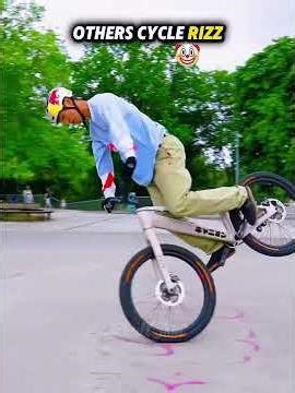 OTHERS CRAZY CYCLE RIZZ VS LAST ONE 💀 #edit #trending #trollface #troll #skulltroi #skulledit