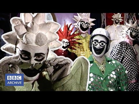 1986: LEIGH BOWERY's outrageous fashion | The Clothes Show | Vintage fashion clips | BBC Archive