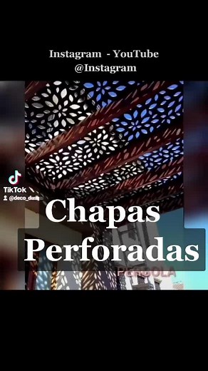 Diseño de patios modernos con chapas perforadas