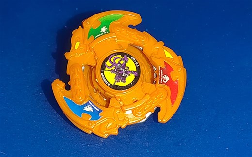 “作为V代BOSS总要有一些压迫感” 爆旋陀螺 旧世代 地狱三头犬（紫魔圣兽）实战测评