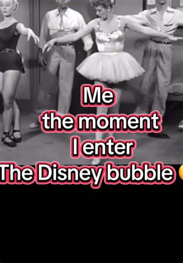 I count to three as I scan my magic band ….. 1…. 2… 3 and all worries 💥 gone 💨 … as I enter the magic Disney bubble … happiness 🥰 🥰 😊 #disney #disneyexperience #wdw #disneyadult #disneytok