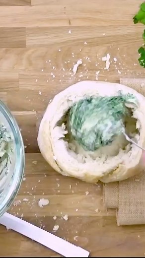 Meet your new go-to cob loaf recipe. It’s easy, cheesy and on the table in 30! Click the link in our Instagram bio for the full recipe or Google “BestRecipes Spinach dip in a cob loaf”. #cobloaf #cobdip #spinachdip #appetizers #appetizer #partyfood #entertaining #easyrecipes | Best Recipes