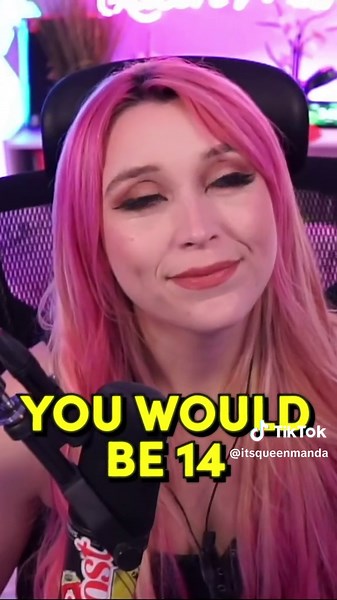 The best of 2023 roasts! Thank you guys for keeping me cooked 🔥 #fyp #twitch #twitchclips #roast #roastme #funnymoments #queenmanda