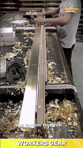 Smooth & Luxurious Gold Leaf Tool for Coating and Polishing in Fine Frame Finishing
