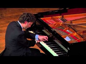 Giuseppe Albanese plays Debussy - Pour le piano: Toccata