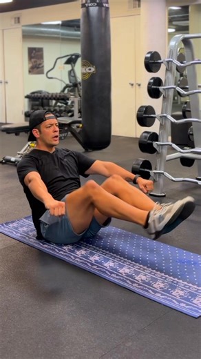 You can train your entire core in less than 10 minutes with this simple bodyweight circuit.Here’s how to do it right: 1. In and Outs (10 reps)Strengthen your hip flexors and lower abs. Keep your chest tall, spine neutral, and move with control. 2. Single-Leg Glute Bridges (10 per leg)Drive through your heel, squeeze your glute at the top, and keep your hips level to build unilateral strength and stability. 3. Dead Bugs (10 reps)Keep your lower back pressed into the floor to train deep core stabi