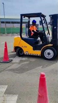 3Ton Forklift Operator Training 😱 #shorts