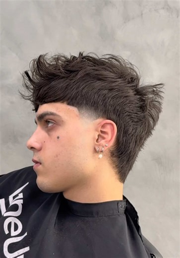 Creative Mullet Haircut Tutorial for Unique Styles