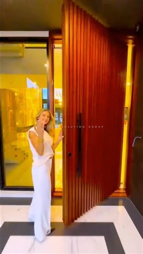 Inside the $1,000,000,000 Home That Never Sold