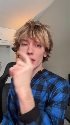 Devon (@devonhenby_)’s video of chucky and devon
