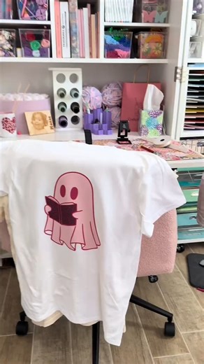 Layering HTV to make T shirts can be so confusing at first! But don’t worry here’s a full tutorial to walk you through your next T shirt 😍 let me know if you have any other questions 🫶 #htvshirts #htvlayering #layeringhtv #tshirtbusiness #playgroundai #aidesigns #tshirttutorial #cricut #cricutcrafts #cricutprojects | Cricut Crafting for beginners on 99SVG