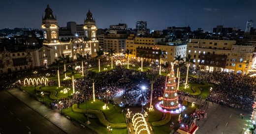 Navidad ya se vive en Lima: así fue el encendido de árboles en la Plaza de Armas, Surco, San Miguel y otros distritos