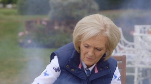 Mary Berry confuses viewers with BARBECUE recipes despite Storm Imogen