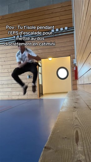 Isolation Discrète Pendant l'EPS d'Escalade