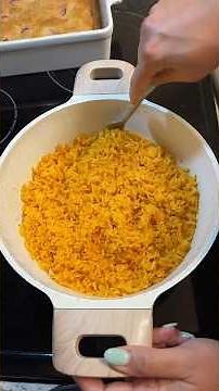 Easy Mexican rice recipe! #MexicanRice #EasyRecipes #DinnerIdeas #MexicanFood