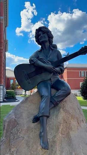 Sevierville: Gateway to the Smokies You’ll Love!