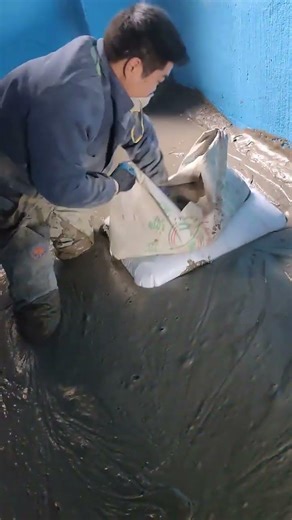 Foam cement backfill with reserved drain pipes #video