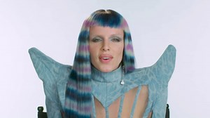 Julia Fox | Ask Me Anything