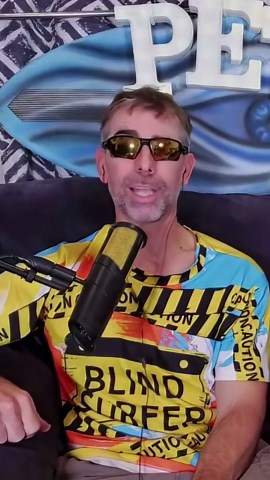 The creepy AI Neo robot will spy on you!