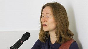 We kick off our 2018 sessions with Saskia GM, and her roots-inspired, alt-acoustic folk. Since leaving her job as a biodynamic craniosacral (that's spine and skull) therapist and committing to music full-time in 2014, Saskia hasn't hung around. She's released several EPs, two studio albums and a number of live recordings and toured both solo and with a group of award winning folk musicians. She's been picked up by various BBC stations and recently received her first national TV coverage with Kee