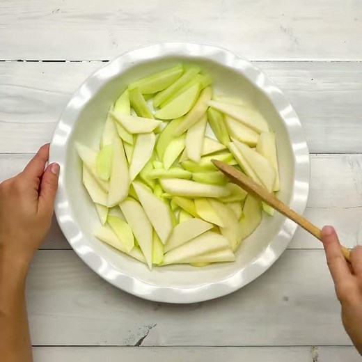 Apple Pear Crisp | VIDEO | Simple Truth