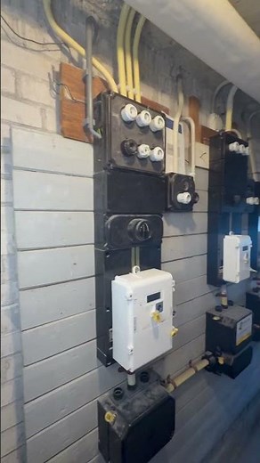 Replace fuse box @ Voorburg | meter box | electrician | electrical engineering