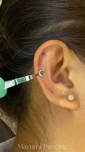 Mayumi Piercing on Instagram: "#auriclepiercing #earpiercing #mayumipiercing"