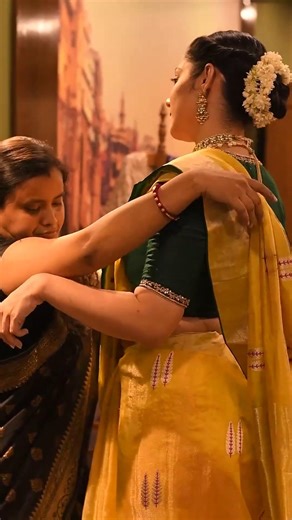 The Art of Draping a Saree | Step-by-Step Process