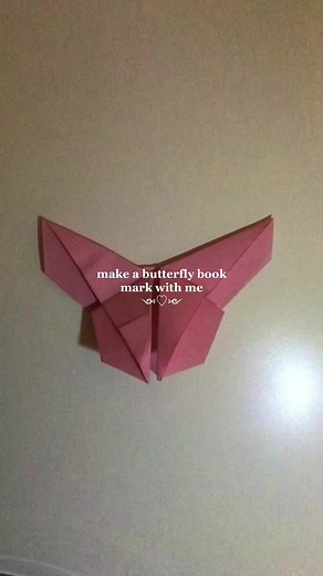 Create Your Own Butterfly Bookmark with Sticky Notes