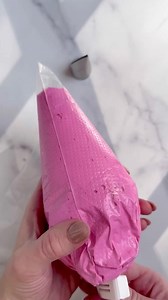 7.7M views · 10K reactions | Take me anywhere that has hibiscus flowers  #cookiedecorating #flowercookies #hibiscus #royalicingcookies #decoratedsugarcookies #decoratedcookies | Butterfly Bakes ATL | Facebook