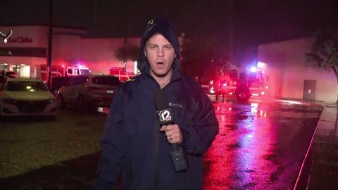 Roof collapse a Valley mall