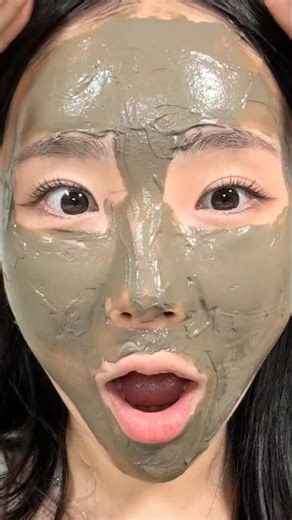 Mud mask, but make it ✨ satisfying ✨