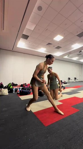How to do a 🪡 in 1 minute, the sleep deprived pre midnight awards version🤣 #dance #cheer #allstardance #allstarcheer #allstardancerscommunity #aascf #aascfnationals #dancenationals #nationals #nationals2024 #dancers #dancer #dancersoftiktok #dancerslife #dancerlife #dancemoms #cheerleaders #dancecompetition #dancecomp #flexibility #flexible #danceskills #dancetricks @Geli