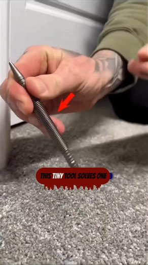 This tiny spring tool solves one of woodworking’s biggest problems#shoes #woodworking #metalworking